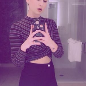 Stripe long sleeve crop top